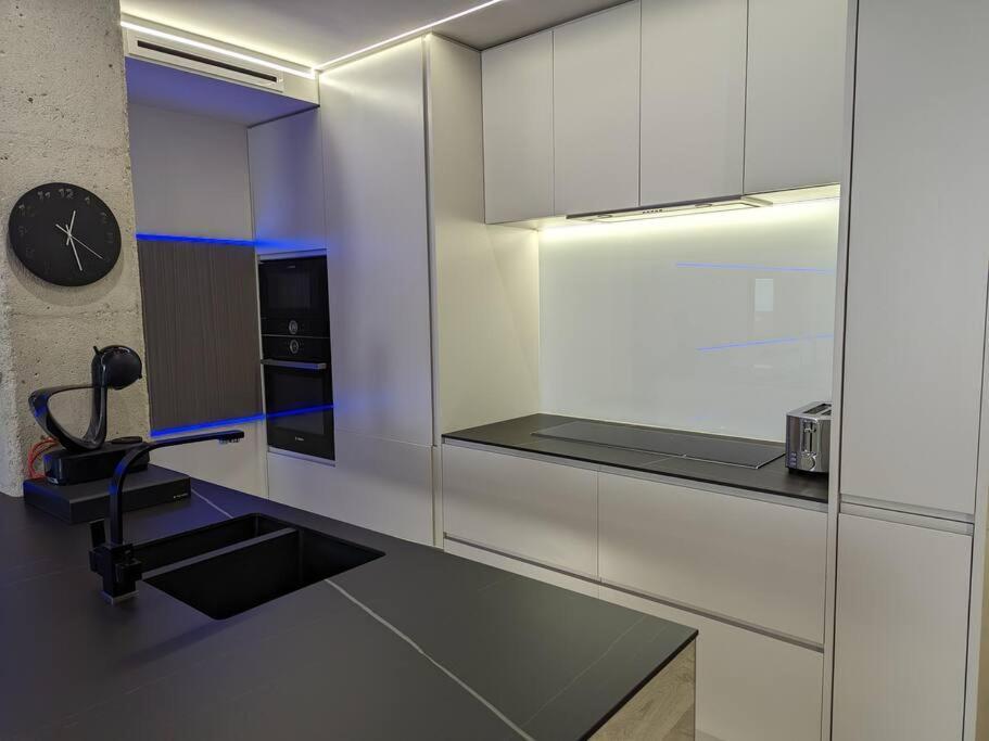 Murcia Luxury Plaza De Las Flores Apartment Exterior foto